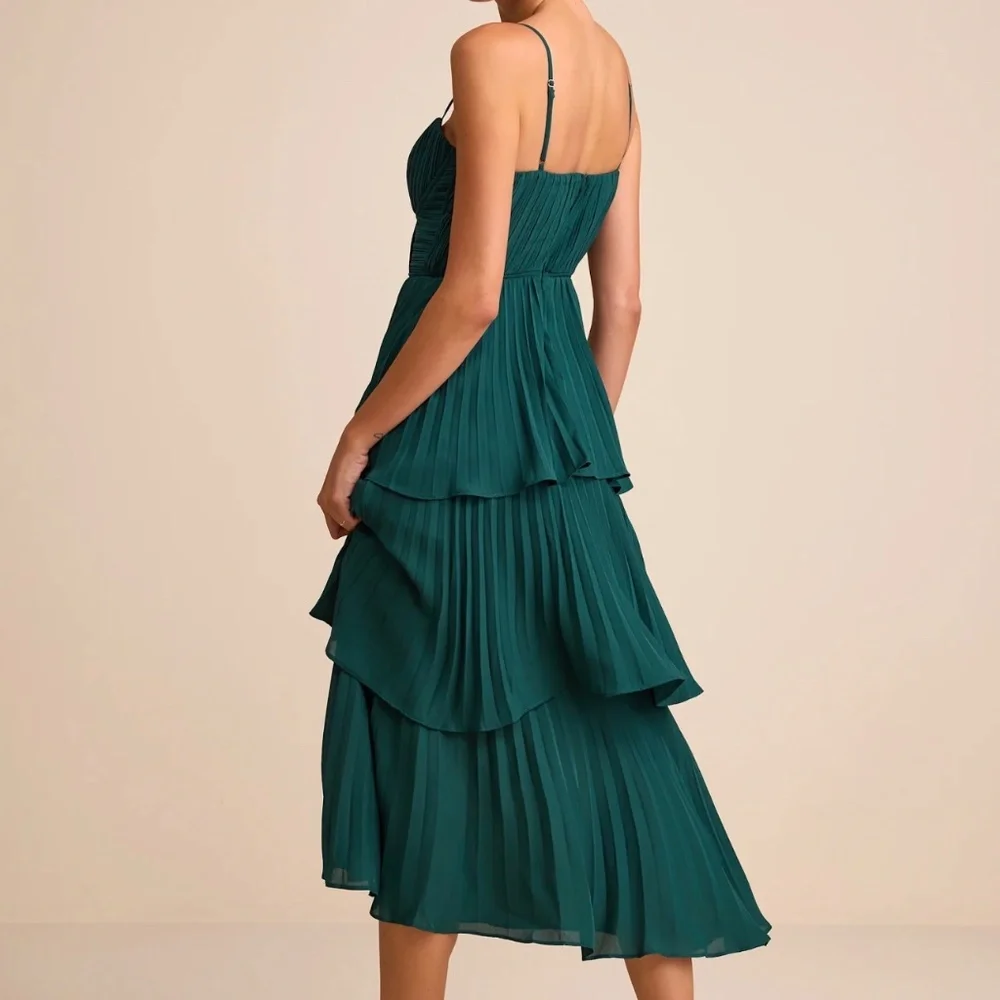 NWT- Cascading Crush Emerald Tiered Bustier Midi Dress Green - Size L - Picture 3 of 7
